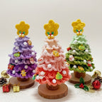 VIBRANT CHRISTMAS TREE PATTERN